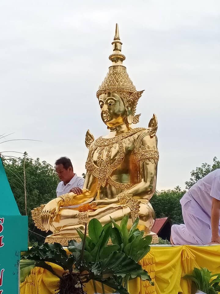พระพุทธรูป พระประธาน